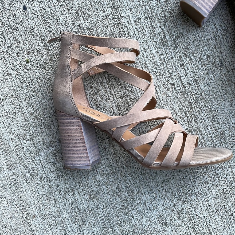Like new strappy block heels